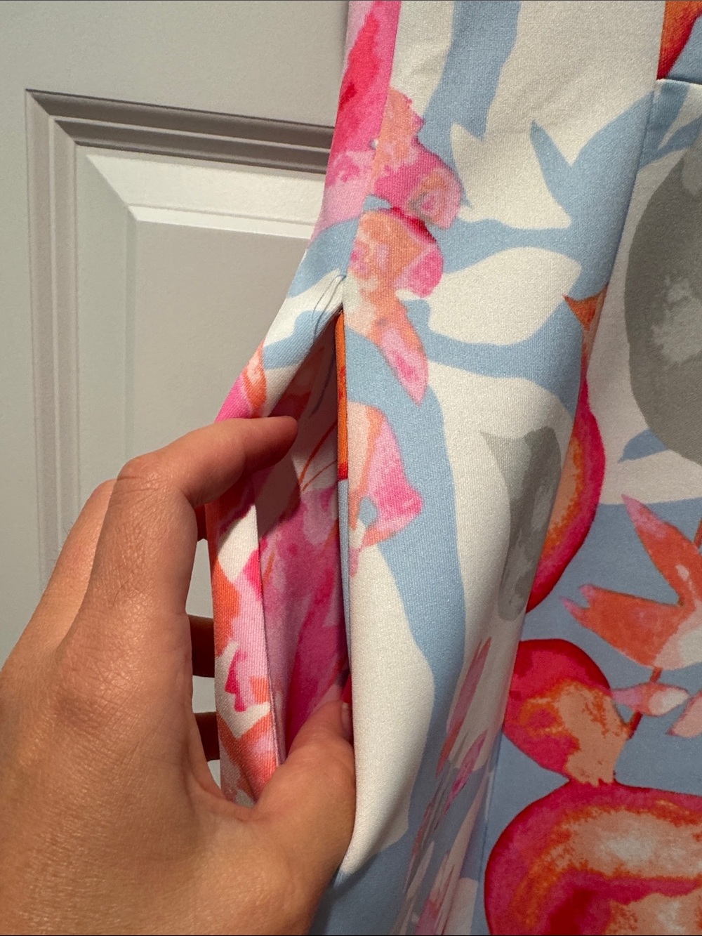 Women's Jacket/Coat Subcategory Inference - Picture 4 of 4